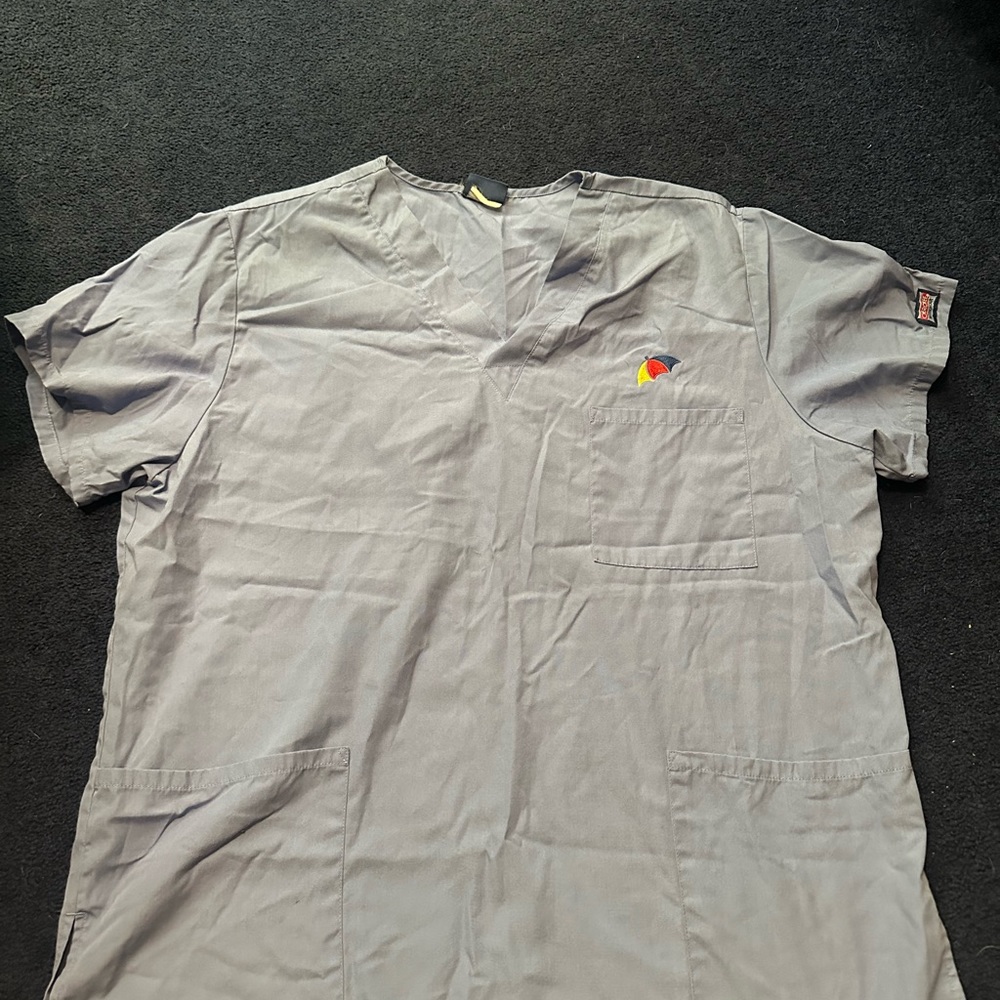 Grey Cherokee Scrub Tops Size L